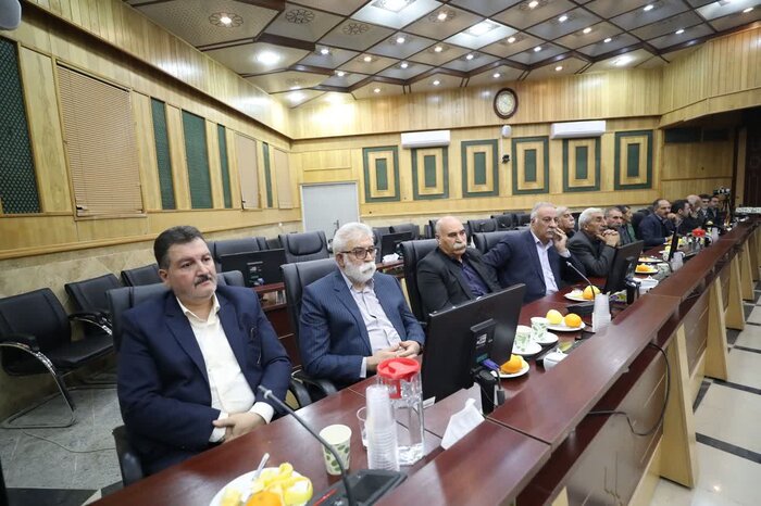 جمعی از بزرگان و معتمدان اهل حق کرمانشاه با استاندار دیدار کردند