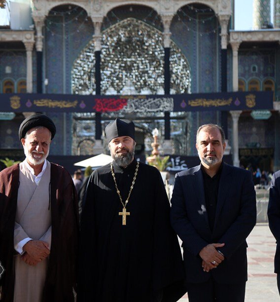 حضور مدیر شورای ارتباطات کلیسای ارتدوکس روسیه در حرم حضرت معصومه (س)