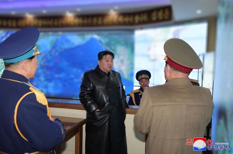 دستور رهبر کره شمالی برای افزایش آمادگی‌های نظامی