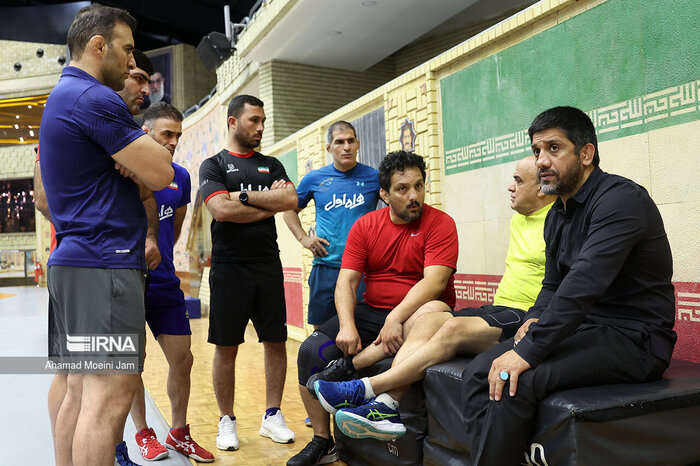 کاوه: تغییرات مکرر چرخه نشان از کاستیهای آن دارد/ پشت پردهای با پیجهای فضای مجازی ندارم