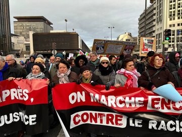 Loi immigration en France : la scène politique française dominée par la Droite et l'Extrême droite