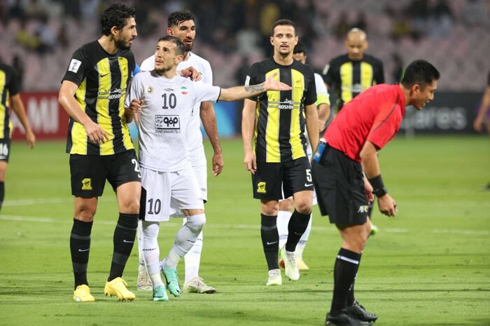 الاتحاد اینبار در زمین سپاهان را برد؛ صعود «کاغذی» شاگردان مورایس