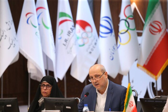 وعده افزایش حقوق المپیکی‌ها تا ۲۰۰ میلیون؛ مخالفت دبیر با تاسیس مرکز حکمیت ورزش