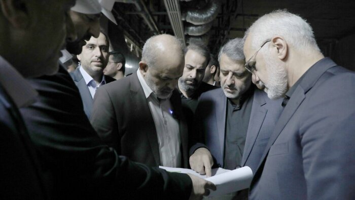 وزیر کشور از پروژه مترو اهواز بازدید کرد