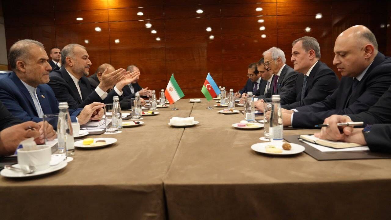 إيران وجمهورية أذربيجان تتفقان على تفعيل العلاقات بكافة أبعادها