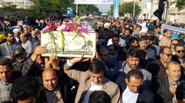 فضای استان بوشهر با حضور ۵ شهید دفاع مقدس عطرآگین شد