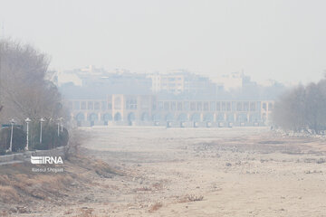 کیفیت هوای اصفهان در وضعیت قرمز قرار گرفت