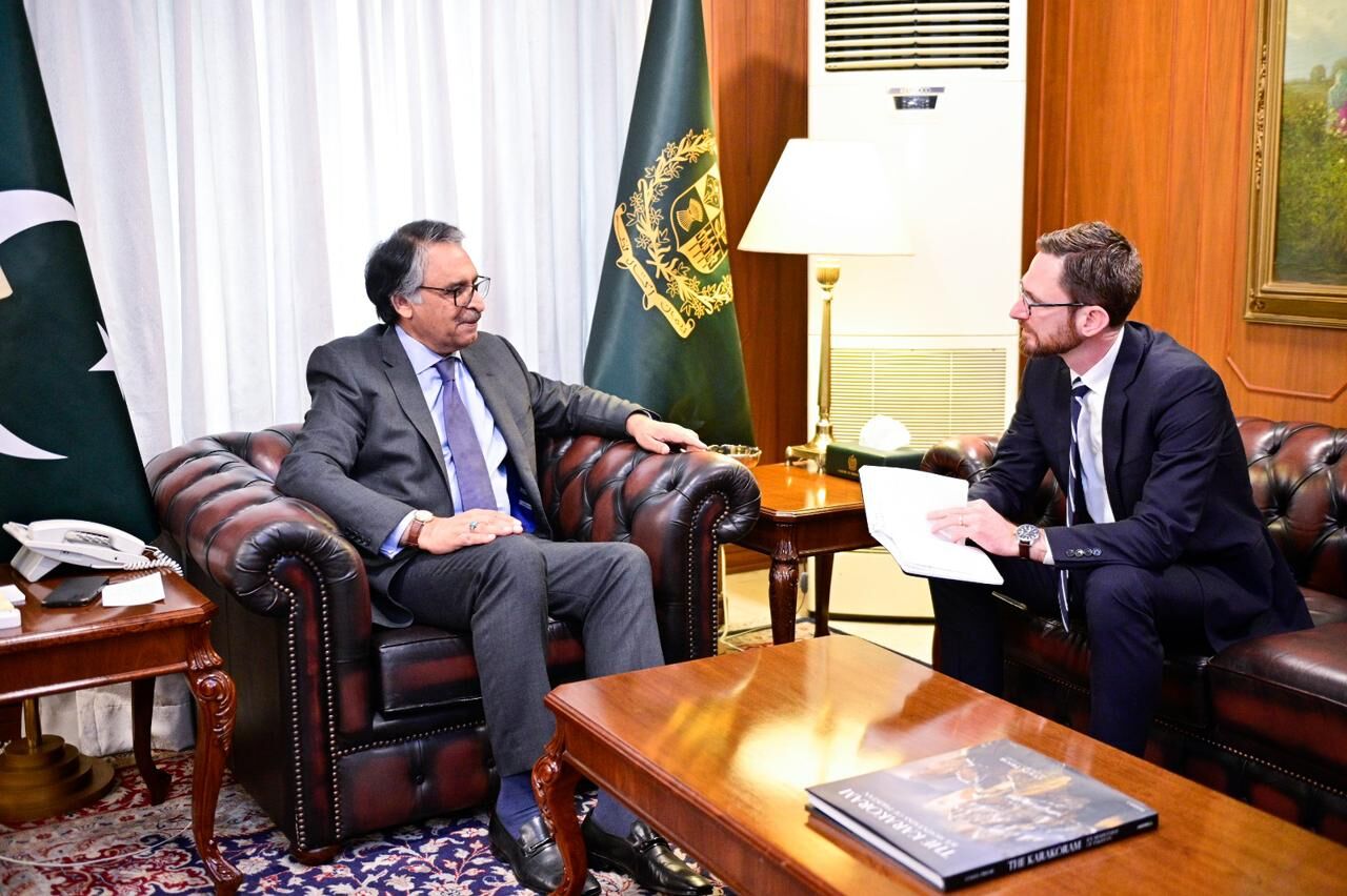 نماینده ویژه آمریکا در امور افغانستان با مقامات پاکستانی دیدار کرد