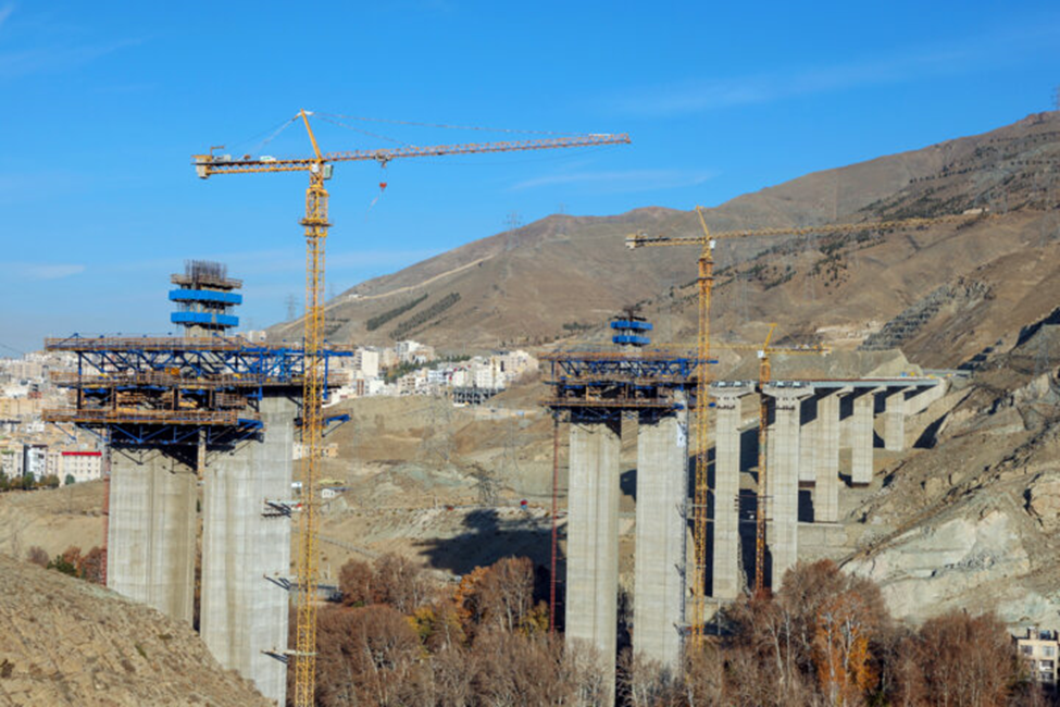 جبران عقب ماندگی ها و گسترش آبادانی دستاوردهای سفر رئیسی به ایران کوچک