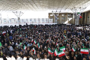 استقبال باشکوه «ایران کوچک» از رییس جمهور
