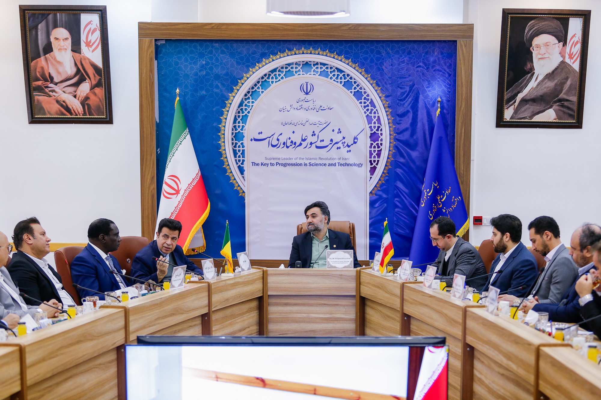 توجه ویژه به فرصت های همکاری با قاره آفریقا برنامه راهبردی ایران است 2 توجه ویژه به فرصت های همکاری با قاره آفریقا برنامه راهبردی ایران است