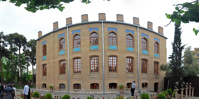 آشنایی با باغ موزه نگارستان در تهران