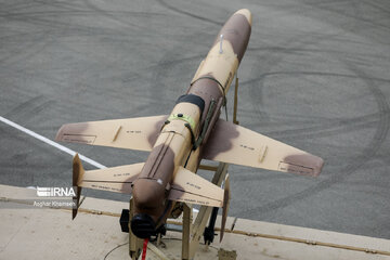 L'armée iranienne reçoit des dizaines de drones Karrar équipés de missiles air-air