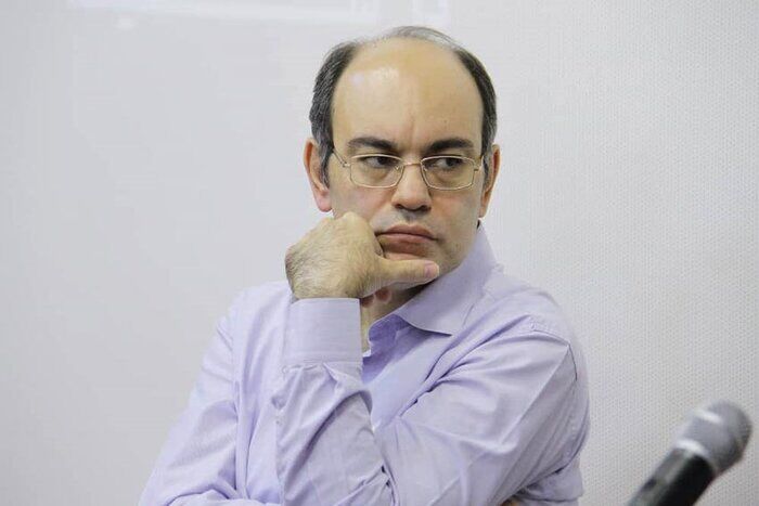 تالیف کتاب در ایران مهجور است/ انتشار ۷۱۷ اثر