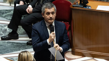 Loi immigration en France : démission de Darmanin, alliance surprise RN-LFI-LR contre la Macronie
