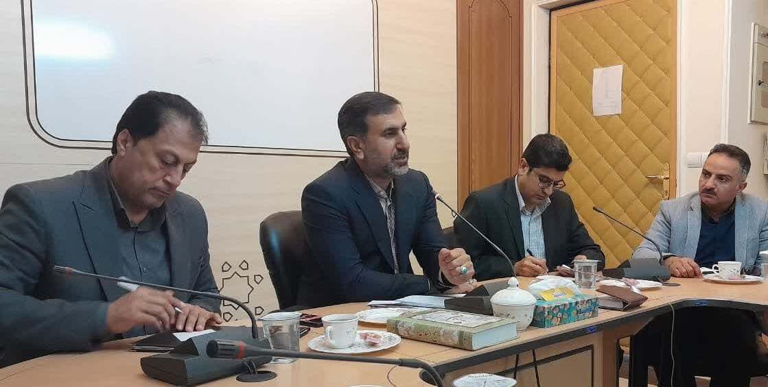 امکانات لازم برای برگزاری رقابت‌های فوتسال ایران و روسیه در لارستان ...