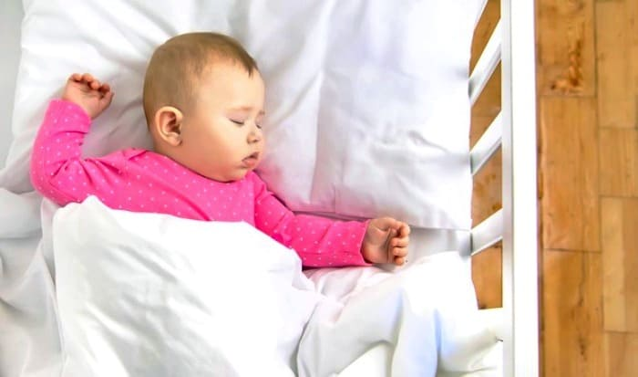 پیشنهاد جدید برای بی‌قراری و نخوابیدن نوزاد