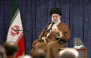 رهبر انقلاب: شهدا، هویت ملت ایران هستند که نباید فراموش شوند