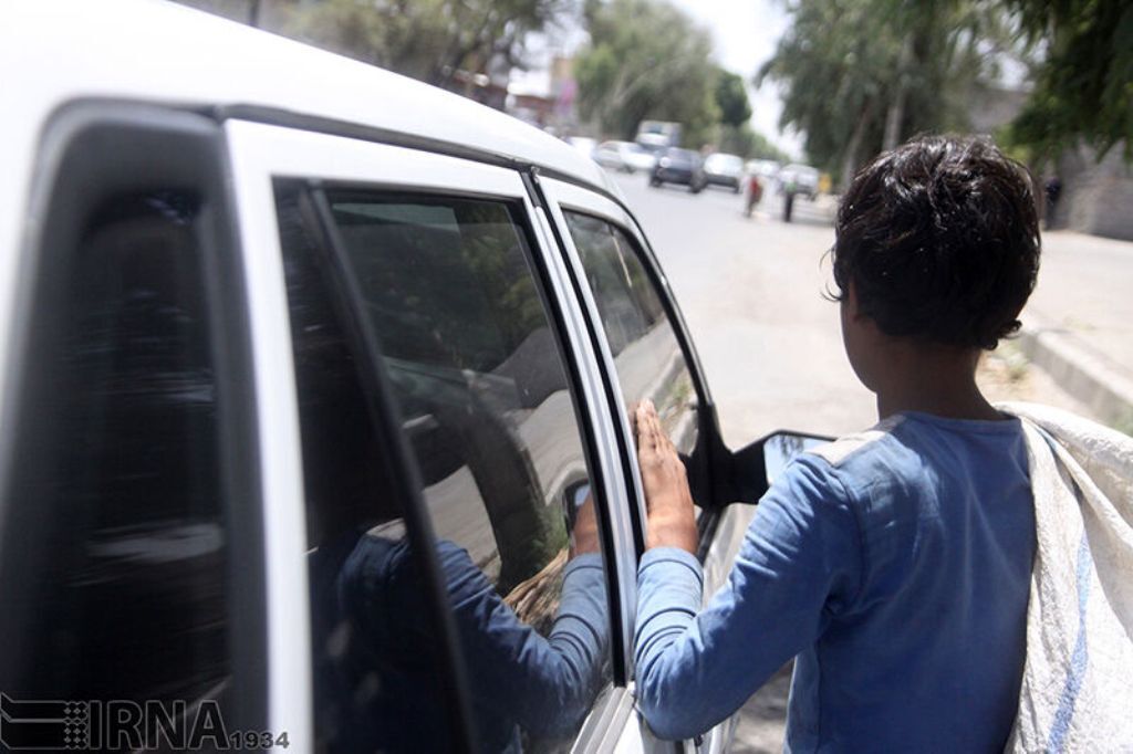 چالش حاشیه نشینی در یاسوج و شناسایی ۳۵۰ کودک کار و خیابانی