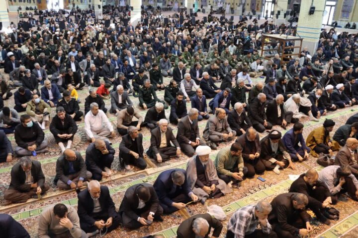 امام جمعه ساری: دشمنان قصد کمرنگ جلوه دادن انتخابات را دارند
