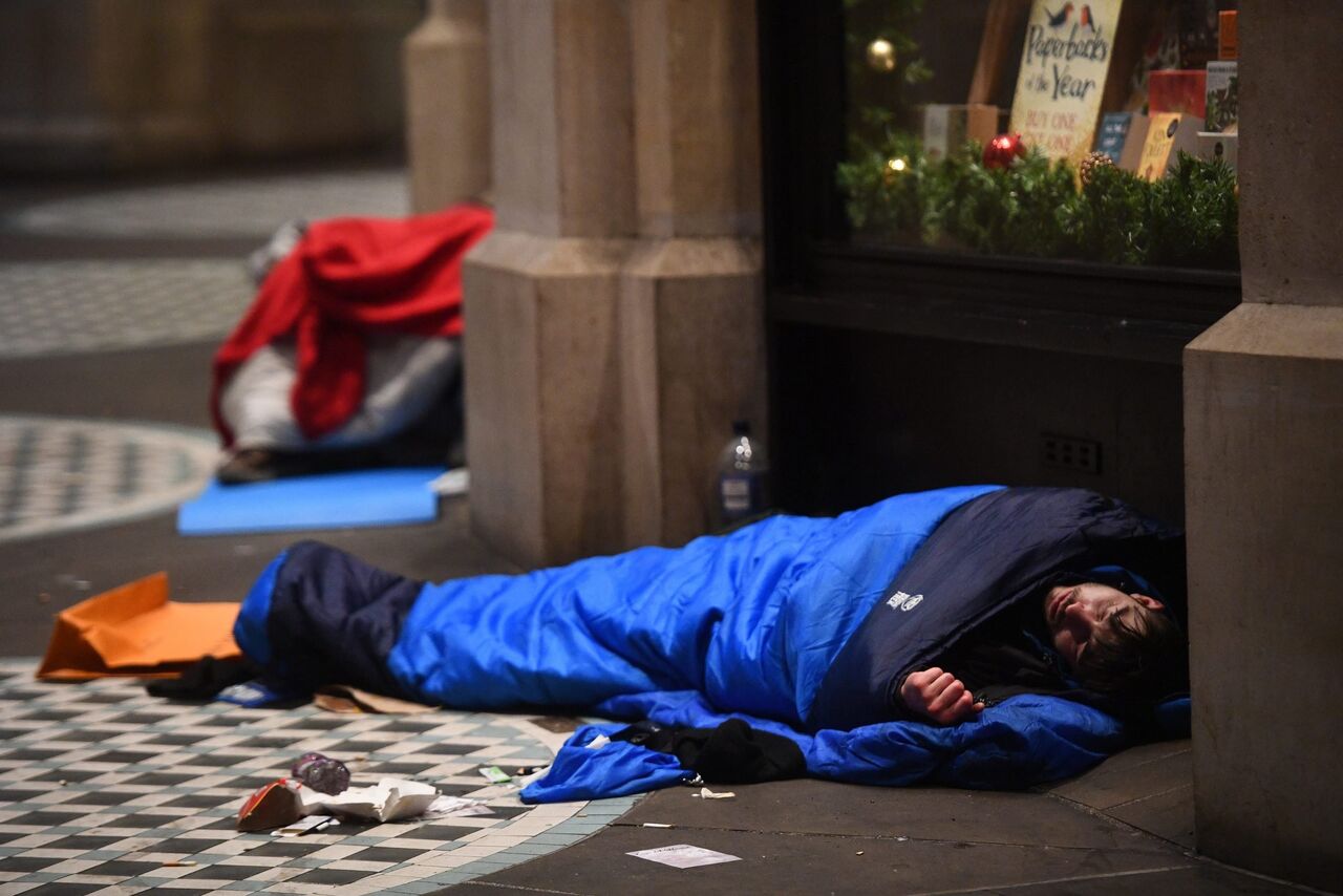 آمار تکان‌دهنده بی‌خانمان‌های انگلیسی در آستانه کریسمس