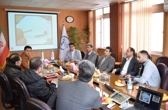 حمایت شرکت نفت فلات قاره از تولید ماده بیولوژیکی امحاکننده لکههای نفتی در جهاد دانشگاهی 2 حمایت شرکت نفت فلات قاره از تولید ماده بیولوژیکی امحاکننده لکههای نفتی در جهاد دانشگاهی