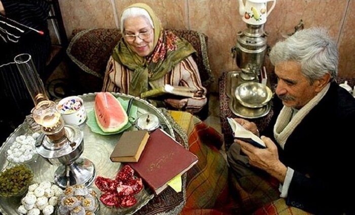 دیوان حافظ در خانه‌های ایرانی، از آیین تا آرامش