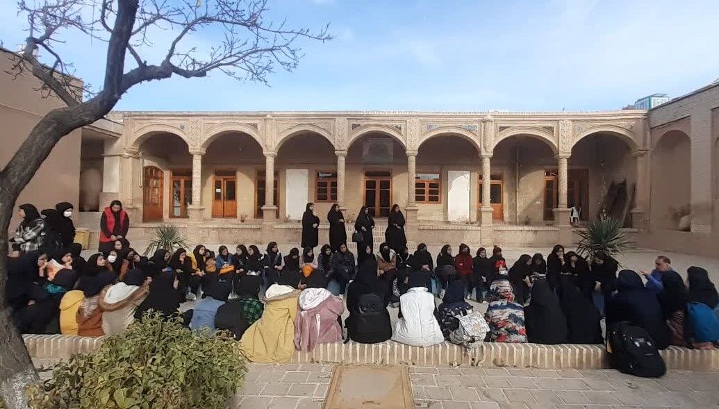 توسعه گردشگری راهکار برون رفت از مشکلات اقتصادی است+ فیلم توسعه گردشگری راهکار برون رفت از مشکلات اقتصادی است+ فیلم