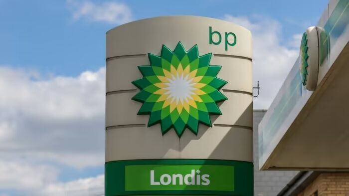 La compagnie pétrolière BP suspend tous ses transits via la mer Rouge en raison des frappes yéménites