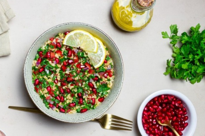 سفره شب یلدا با غذا و خوراکیهای ارزان اما خوشمزه