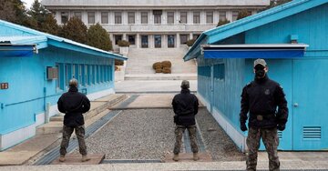 سربازان بین‌المللی در روستای مرزی دو کره مسلح شدند