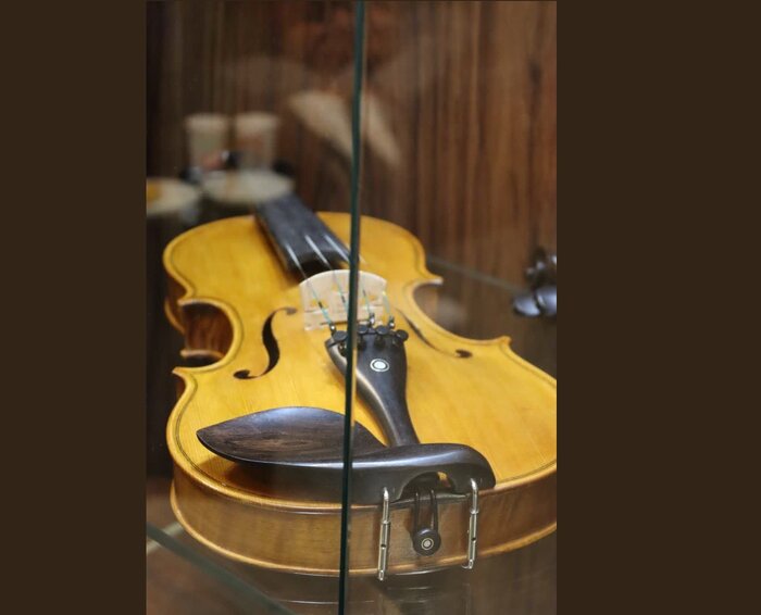 زنان نگاهها به سازسازی را تغییر دادند/برپایی نمایشگاه دائمی سازهای موسیقی