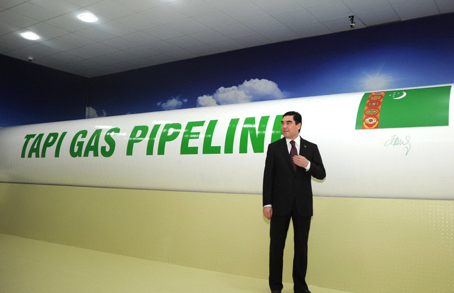 زمستان سخت افغانستان؛ طالبان در تکاپوی "تاپی"