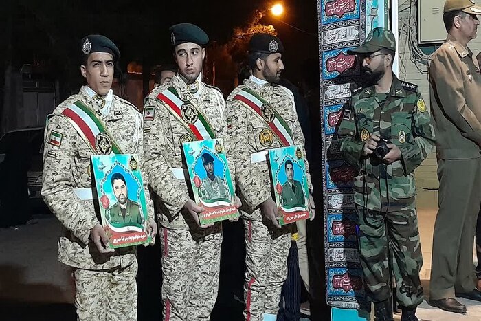 وداع با شهدای نیروی زمینی ارتش در کهف الشهدای بیرجند