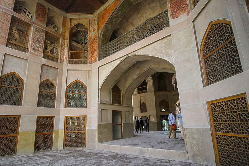 کاخ هشت بهشت اصفهان؛ مسحور کننده و چشم نواز