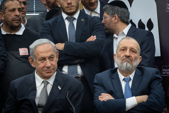 راه دشوار نتانیاهو برای ماندن/ راست افراطی در پی آخرین امتیازات