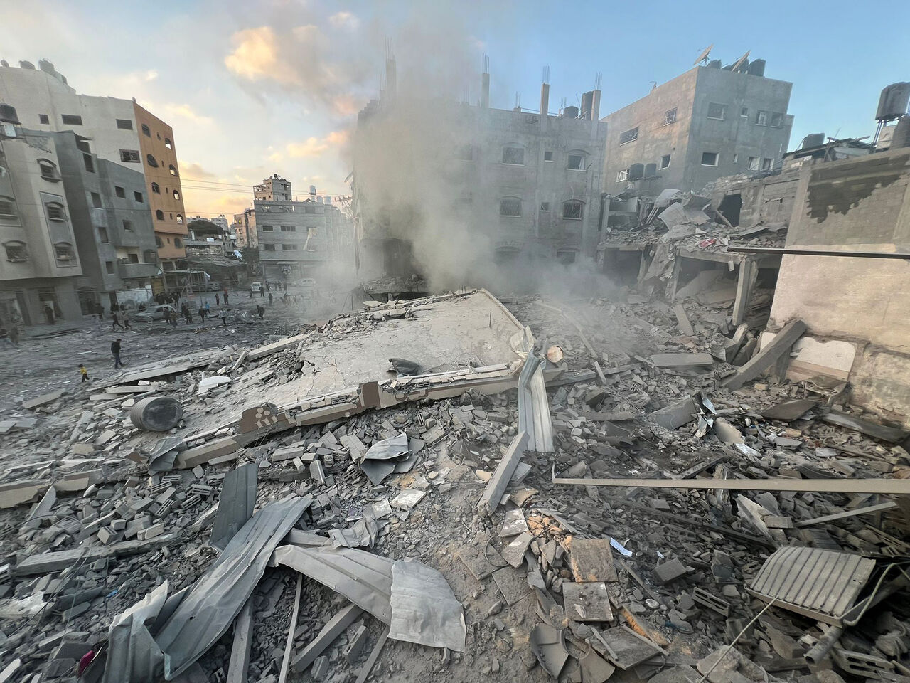 استشهاد 6 فلسطينيين في قصف اسرائيلي على مناطق مختلفة في غزة