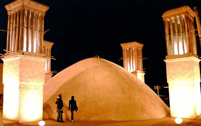 آب انبار رستمگیو یزد؛ شاهکار معماری کویر