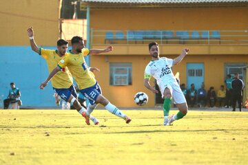 هافبک تیم صنعت‌نفت آبادان بازی برابر تراکتور را از دست داد