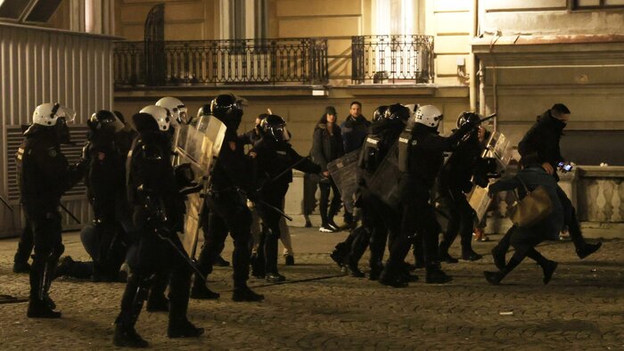 واکنش اتحادیه اروپا به رفتارهای پلیس کوزوو علیه صرب‌تبارها
