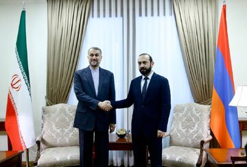 وزرای خارجه ایران و ارمنستان در ایروان دیدار کردند