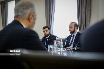 Le chef de la diplomatie iranienne en visite en Arménie