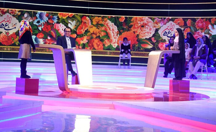 اسماعیل آذر: دست رد صداوسیما به «مشاعره»/ درحال تولید با کمک کانون پرورش فکری هستیم