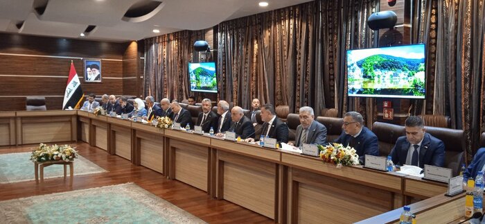 وزير النفط العراقي: العراق يدعو الى التعاون مع إيران في مشاريع النفط والغاز