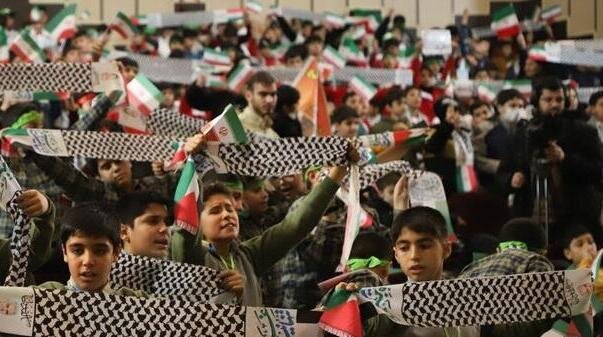 دانشآموزان ادامه دهنده مکتب سردار سلیمانی هستند