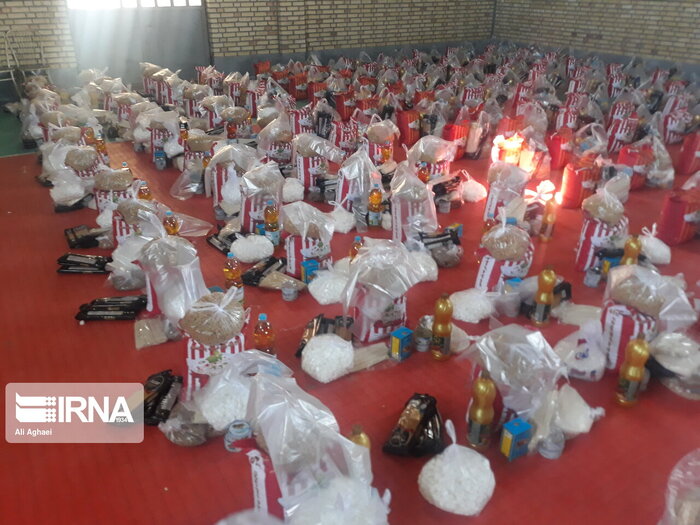 هلال احمر اردبیل ۱۰۰ میلیارد ریال بسته معیشتی در مناطق محروم توزیع کرد