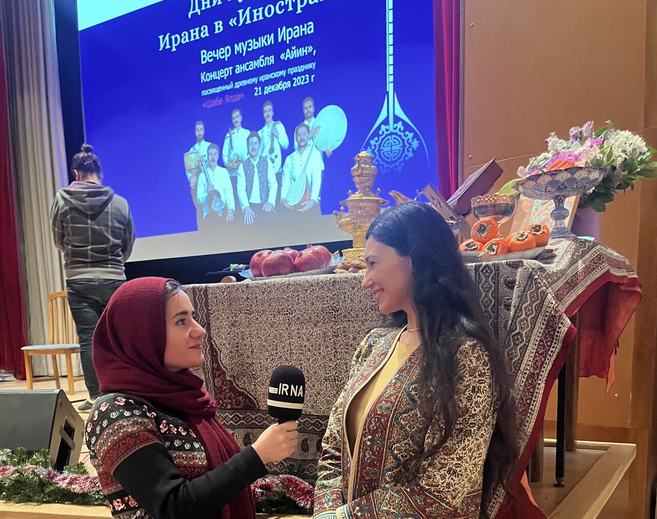 مجری تلویزیون روس: مردم ایران الهامبخش هستند