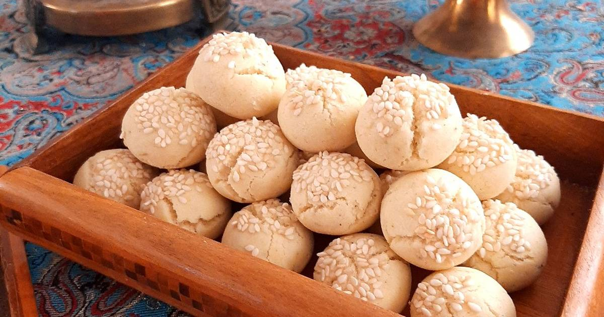 طرز تهیه شیرینی "نان قندی" قزوین