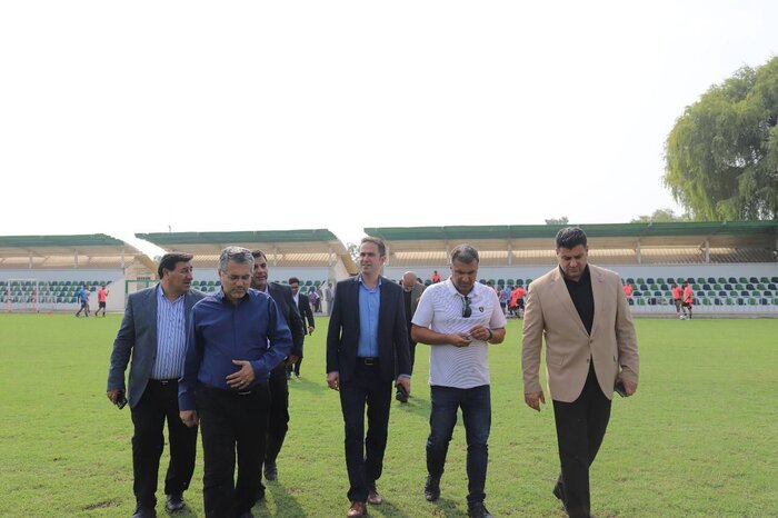 «کیش» با اولین زمین چمن هیبریدی کشور به دنیای فوتبال حرفهای سلام میکند