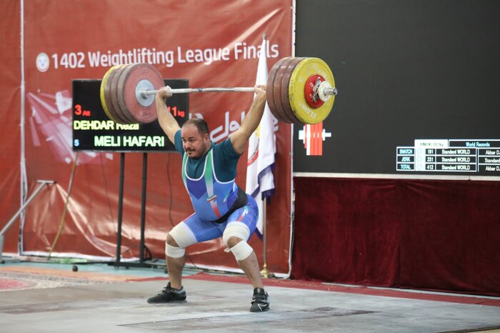 دهدار: کاری بلد نبودم، به وزنهبرداری برگشتم